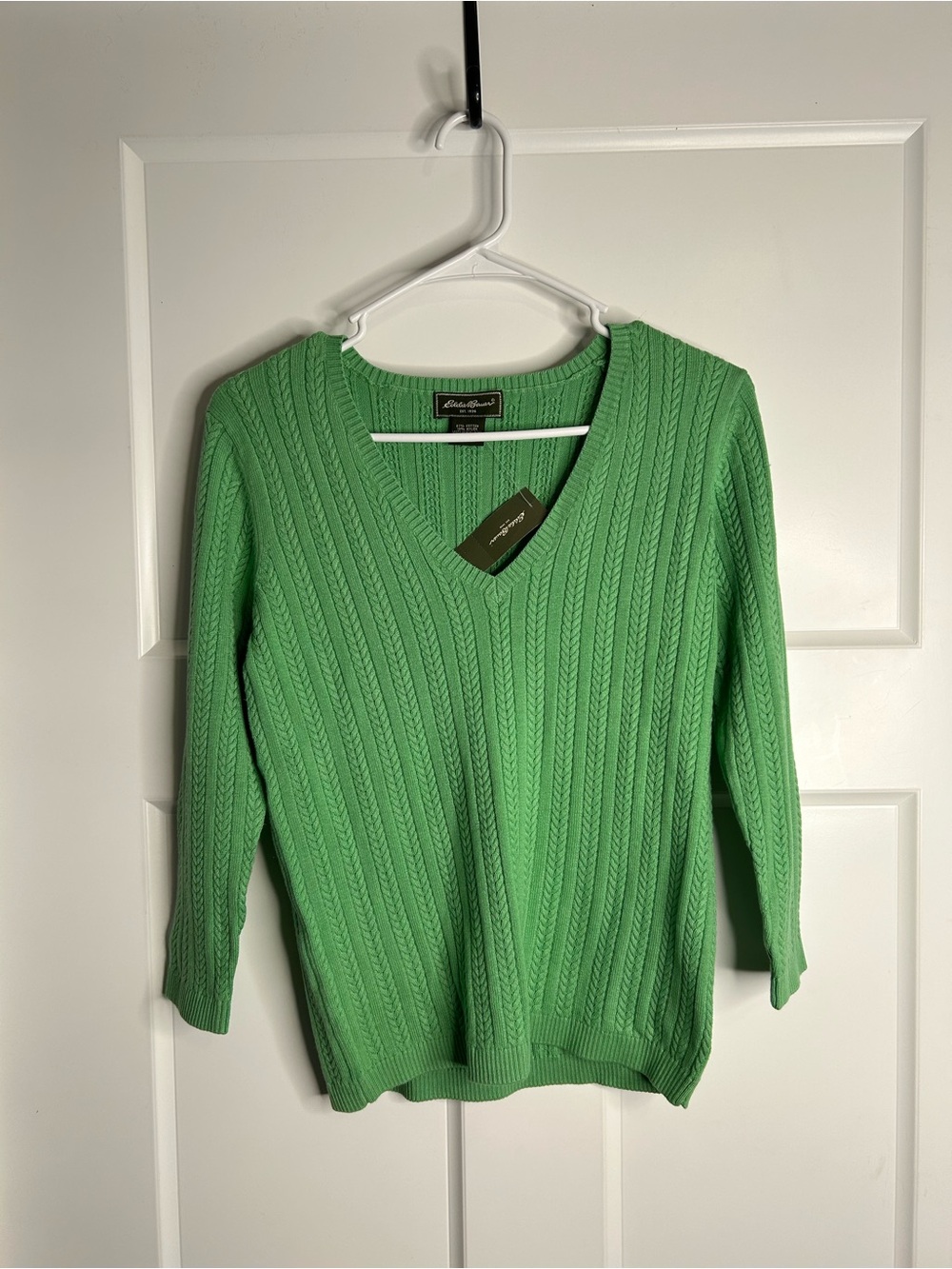Eddie Bauer Sweater Womens Small Green Cable Knit V Neck Pullover Ribbed 3461